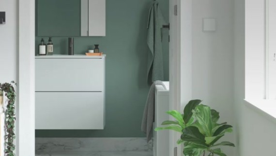 Grønt baderom med Elegant baderomsmøbler Grønt baderom med Elegant baderomsmøbler