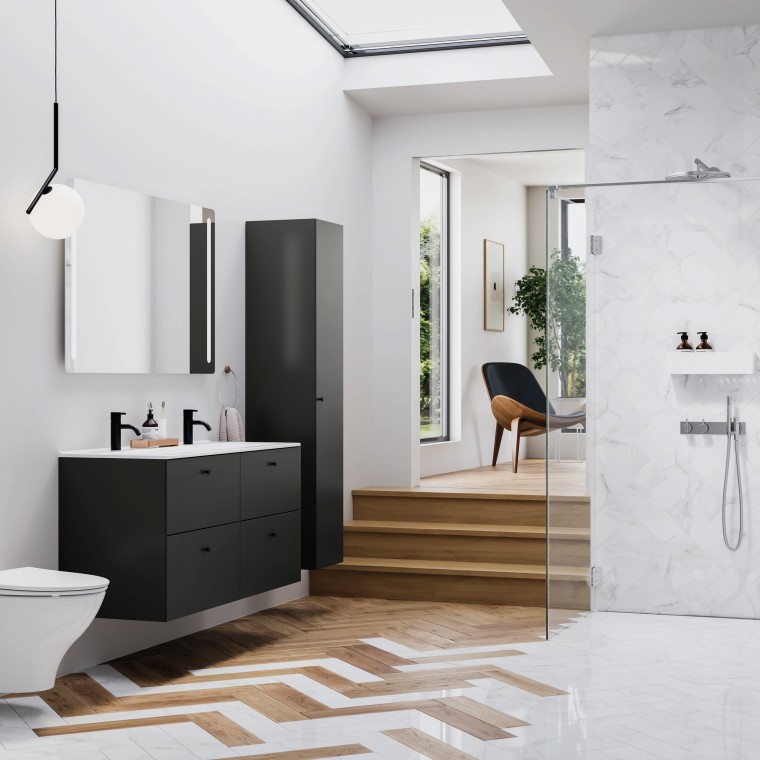 Porsgrund Elegant baderomsmøbel i sort, Glow toalett og Showerama Art dusjvegg Porsgrund Elegant baderomsmøbel i sort, Glow toalett og Showerama Art dusjvegg