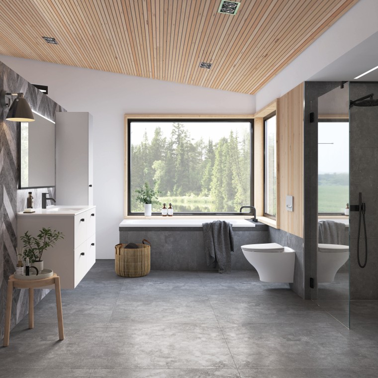 Baderomsmiljø med Elegant badersommøbel i hvit, Glow toalett og Porsgrund badekar